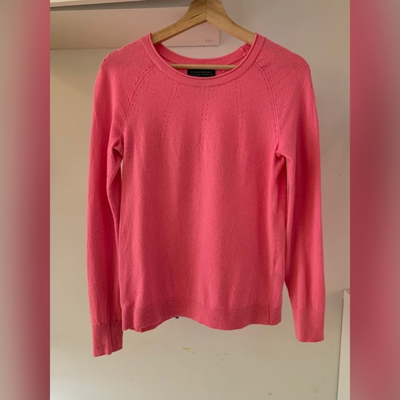 Banana Republic Pink Round Neck Sweater - Picture 1 of 11